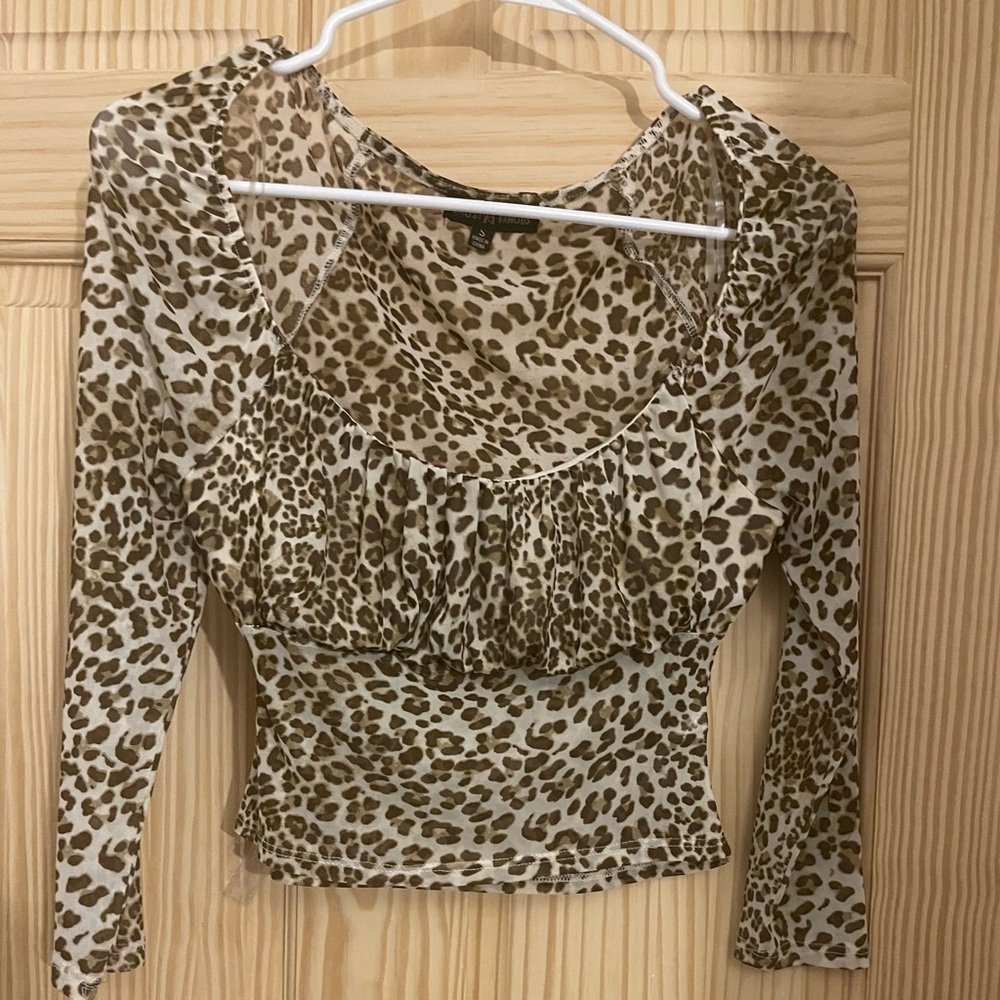 🤎💖Almost Famous Animal Print Blouse - Picture 7 of 13